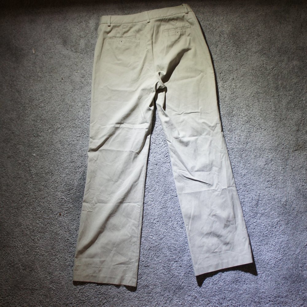 Banana Republic Stretch Khaki Slacks 8L Inseam: 29